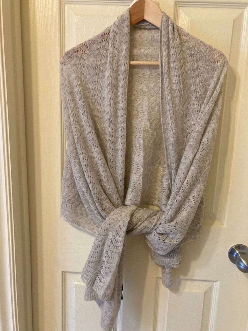 Bloomingdale's Cashmere Oversized Shawl OS
